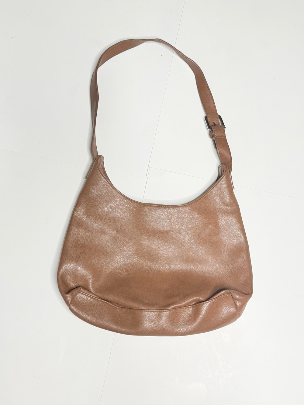 Classic Women’s Shoulder Bag in Brown